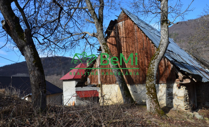 Chata  v Brdárke -  EXKLUZÍVNE NA PREDAJ - fotografia 1