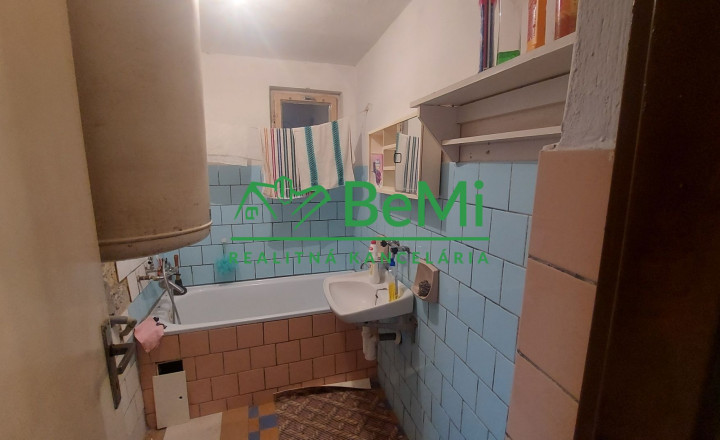 Predaj starší rodinný dom, Alekšince, pozemok 2750m2,  Nitra (202-12-JUF) - fotografia 12