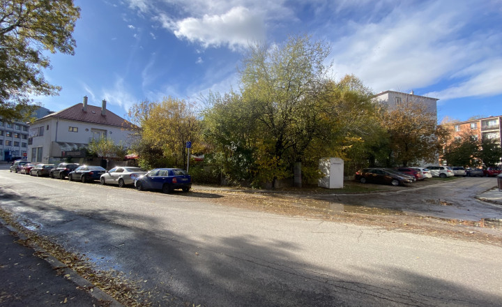 REZERVOVANÉ Nitra centrum Staré Mesto pozemok 644 m2 ID 593-14-MIG - fotografia 6