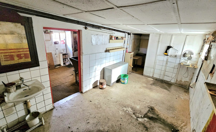 ZĽAVA MOŹNÁ-RODINNÝ DOM PRI CENTRE RIM. SOBOTY S GARÁŽOU - fotografia 14