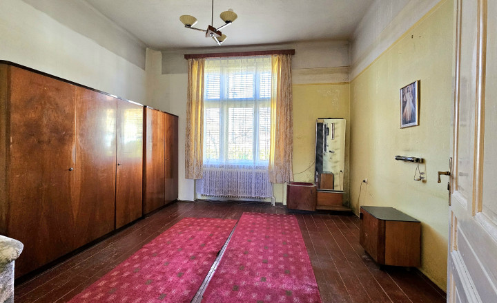 ZĽAVA MOŹNÁ-RODINNÝ DOM PRI CENTRE RIM. SOBOTY S GARÁŽOU - fotografia 6