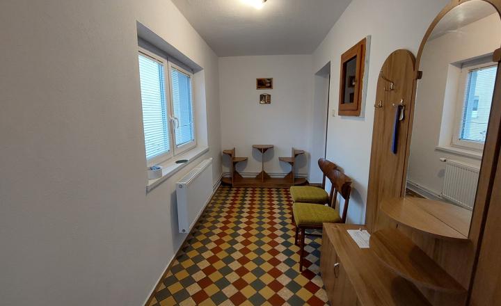 Predaj - rodinný dom v obci Tesáre ID 211-12-LUGU - fotografia 3