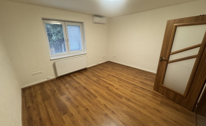 NA PRENÁJOM – kancelárske priestory 70 m2, Nitra – Mlynárce - fotografia 3