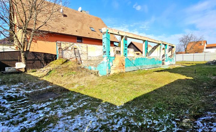 STAVEBNÝ POZEMOK V RIMAVSKEJ SOBOTE - NA PREDAJ - fotografia 14