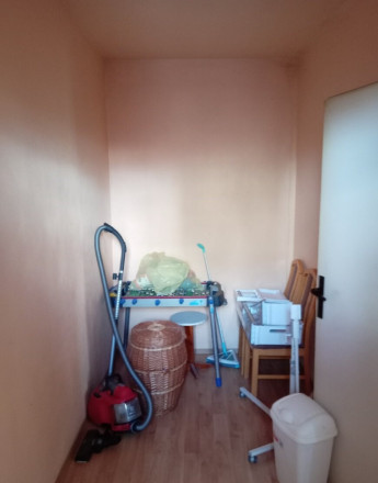 044-113-PAMAa 3,5-IZBOVÝ BYT S BALKÓNOM NA KLOKOČINE - fotografia 6