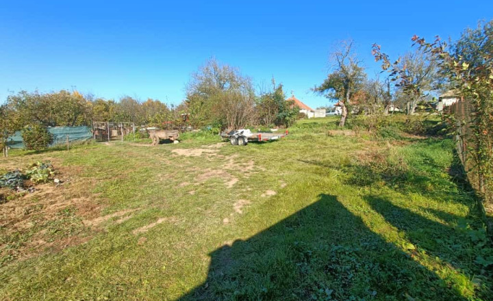 Stavebný pozemok Tvrdomestice,1741m2,Možnosť rozparcelovať. 003-14-RAKOa - fotografia 1