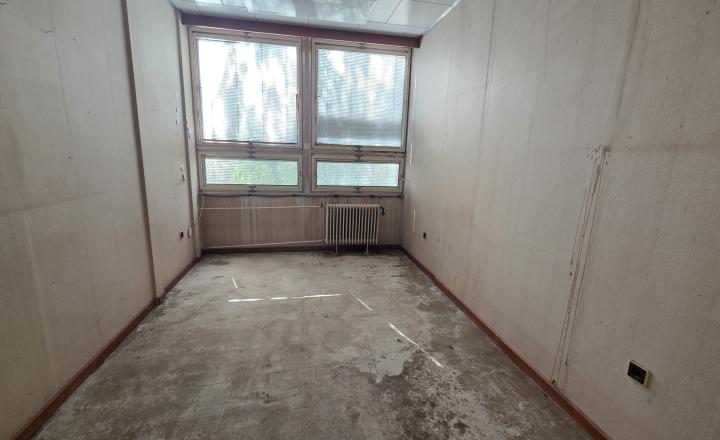 Polyfunkčná budova Považany – investičná príležitosť - fotografia 6
