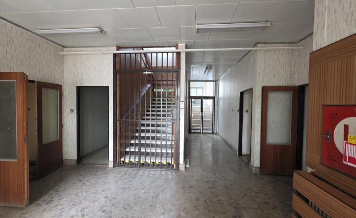 Polyfunkčná budova Považany – investičná príležitosť - fotografia 12