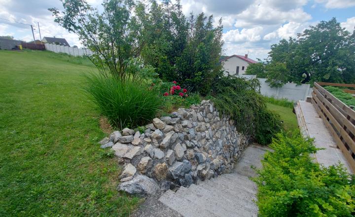 Predaj 5 izbový  rodinný dom Nitra-Zobor (249-12-JUF) - fotografia 9