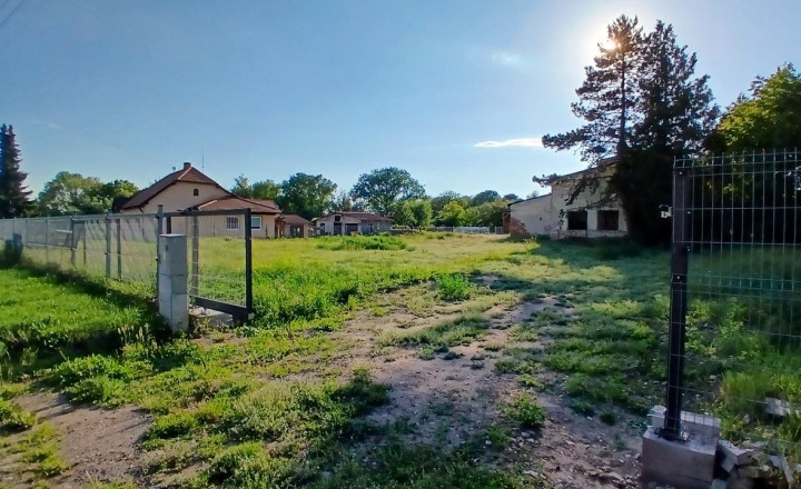 Multifunkčný areál s veľkým pozemkom - Želovce (025-18-MIMI) - fotografia 9