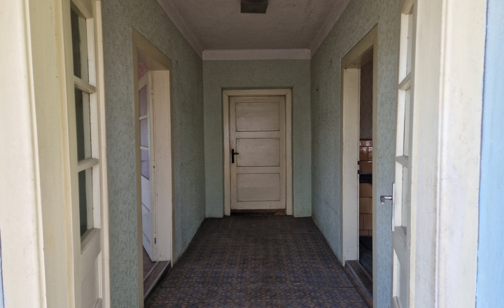 P R E D A N É Rodinný dom v obci Vlachovo-NA PREDAJ - fotografia 4