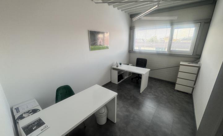 NA PRENÁJOM: Moderný kancelársky priestor 12 m2 - Nitra - Krškany - fotografia 1