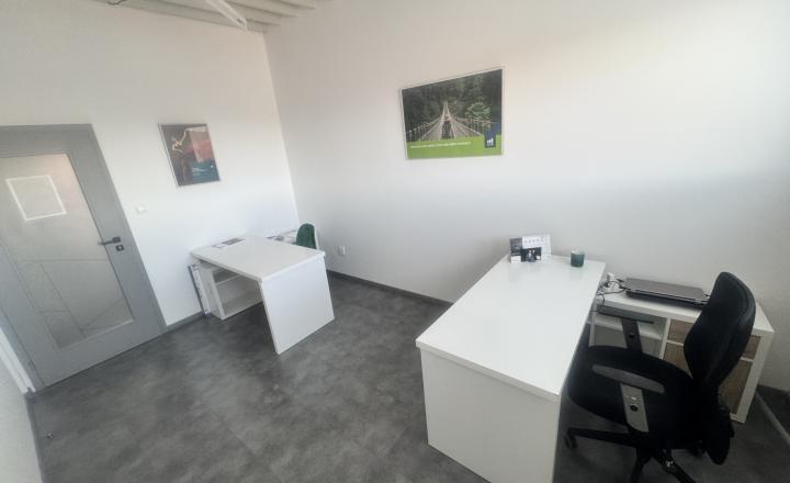 NA PRENÁJOM: Moderný kancelársky priestor 12 m2 - Nitra - Krškany - fotografia 3