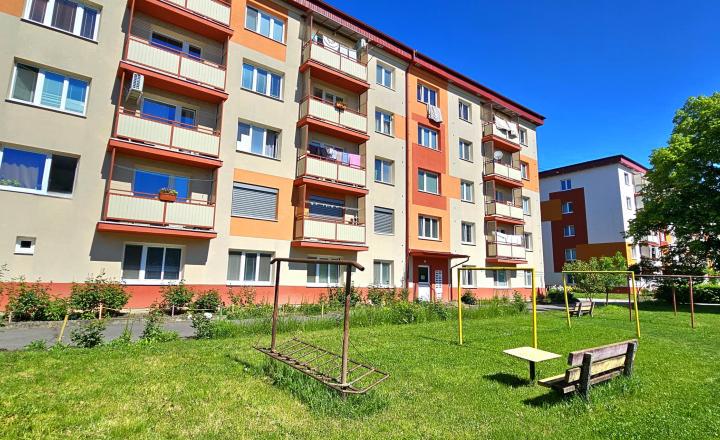 2-IZBOVÝ BYT V RIMAVSKEJ SOBOTE - NA PREDAJ - fotografia 19