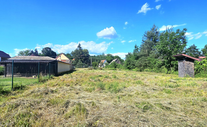 STAVEBNÝ POZEMOK 1857m2 PRI TEPLOM VRCHU - NA PREDAJ - fotografia 8