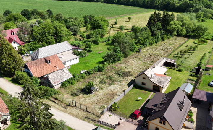 STAVEBNÝ POZEMOK 1857m2 PRI TEPLOM VRCHU - NA PREDAJ - fotografia 2
