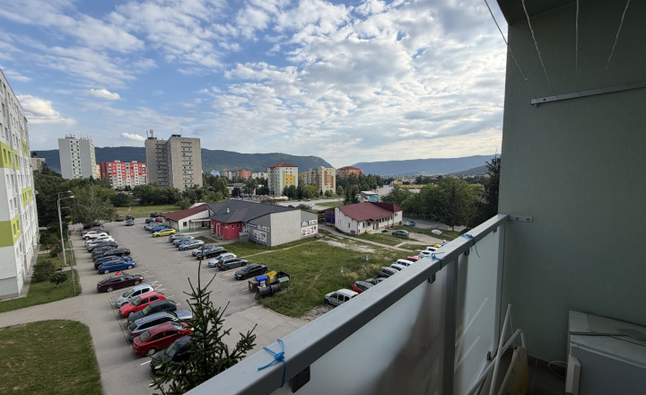 3-izbový byt s balkónom v Rožňave za výhodných 97000,-Eur