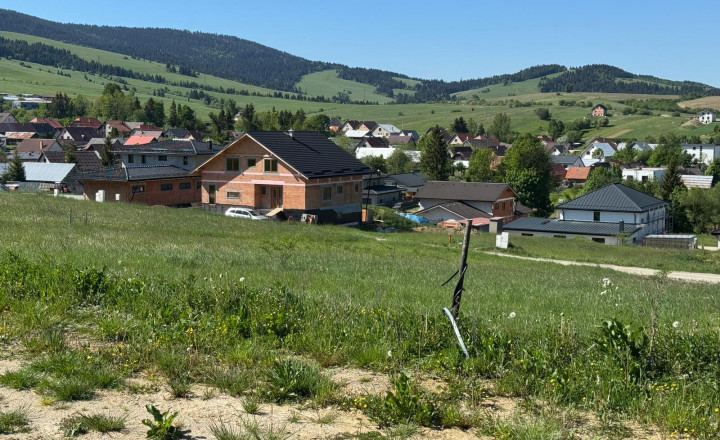 Stavebný pozemok s krásnym výhľadom v obci Babín - fotografia 5