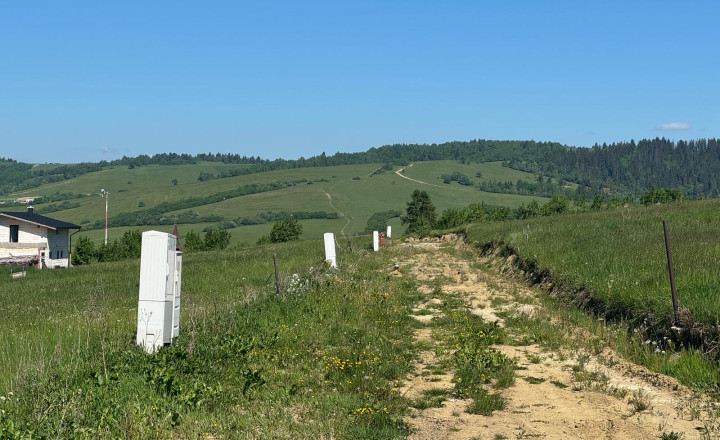 Stavebný pozemok s krásnym výhľadom v obci Babín - fotografia 10