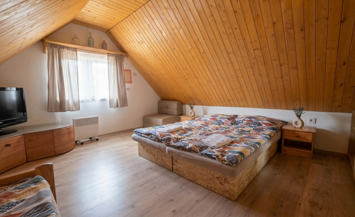 Štýlová,drevenica víkendový relax aj celoročné bývanie - fotografia 8