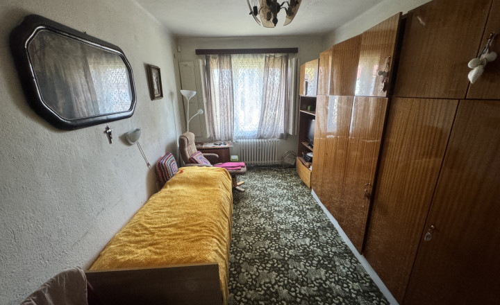 7-izbový rodinný dom, záhrada, garáž, investičná príležitosť - Vinodol - fotografia 17