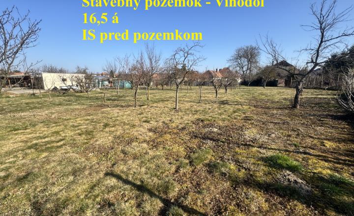 Stavebný pozemok 16,5 á - Vinodol