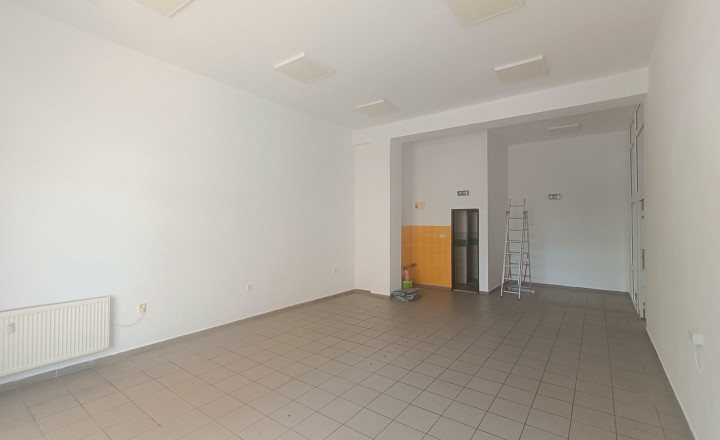 Obchodný priestor 55m² na prenájom, námestie Topoľčany 021-25-RAKO - fotografia 10