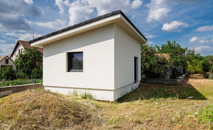 STAVEBNÝ POZEMOK S PRÁVOPLATNÝM STAVEBNÝM POVOLENÍM A PROJEKTOM – MARTOVCE id044-14-evba - fotografia 3