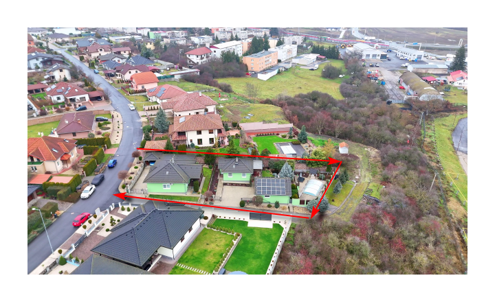 3 DOMY NA JEDNOM POZEMKU RIMAVSKÁ SOBOTA, SOBȎTKA-NA PREDAJ