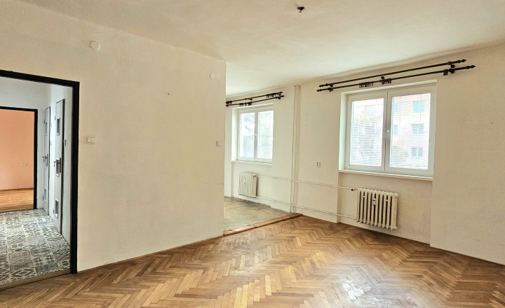 2-IZBOVÝ BYT NA UL.ROŽŇAVSKEJ - NA PREDAJ - fotografia 12