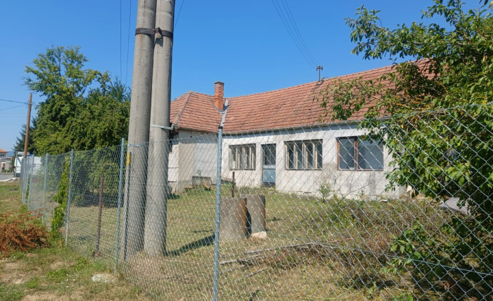Exkluzívny predaj: 5-izb. dom v Kuzmiciach, pozemok 728 m² 023-12-RAKOE