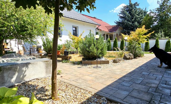 VIDEO - VÝNIMOČNÝ DOM V CENTRE RIMAVSKEJ SOBOTY - NA PREDAJ - fotografia 22
