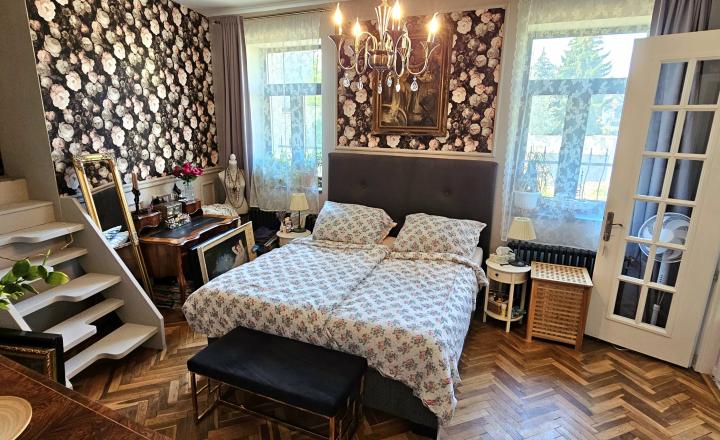 VIDEO - VÝNIMOČNÝ DOM V CENTRE RIMAVSKEJ SOBOTY - NA PREDAJ - fotografia 11