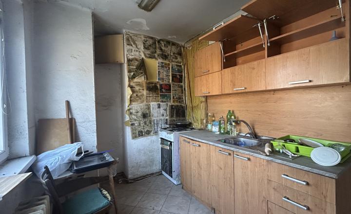 Na predaj 3 izbový byt vo výbornej lokalite, Hnúšťa - fotografia 5