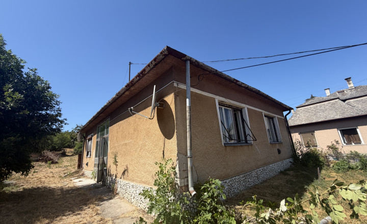 Rodinný dom v obci Forró , Maďarsko za výhodnú cenu - PREDAJ - fotografia 7