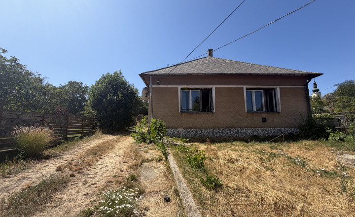 Rodinný dom v obci Forró , Maďarsko za výhodnú cenu - PREDAJ - fotografia 4