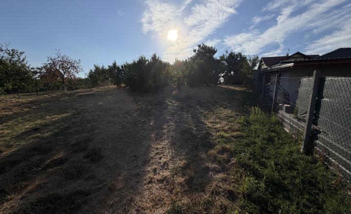 Na predaj stavebný pozemok v obci Rakovice ID 146-14-LUGUE - fotografia 7