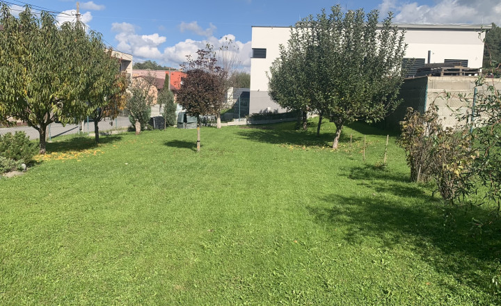 Stavebný, slnečný pozemok, 292 m2 Veľká Lúka - fotografia 6