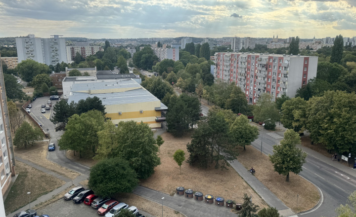 REZERVOVANÉ: Nitra CHRENOVÁ - 3 izbový byt, 78 m2 - fotografia 11