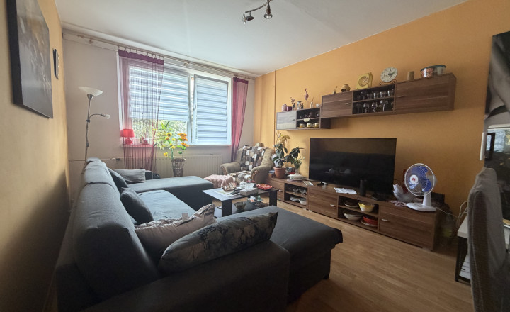 3-izbový byt s balkónom v Slavošovciach Výhodne na PREDAJ - fotografia 3