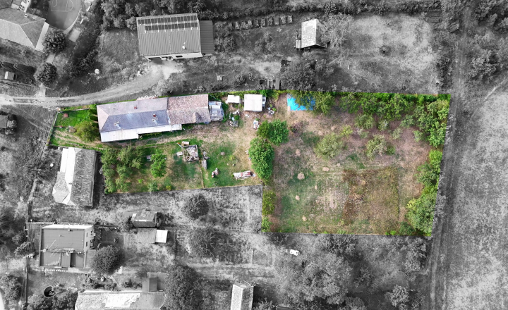VIDEO- DOM SO ZÁHRADOU 3147m² V ZACHAROVCIACH - NA PREDAJ - fotografia 37