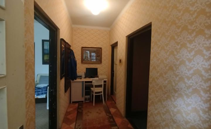 Na predaj rodinný dom s veľkým pozemkom v obci Nemčiňany - fotografia 2