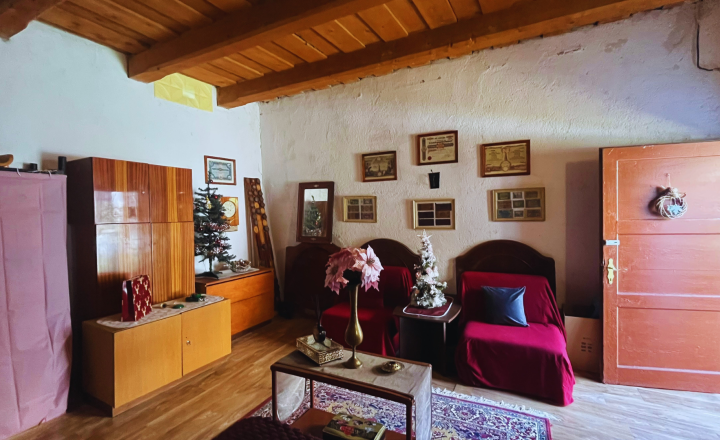 Vidiecky rodinný dom so záhradou, Bacúrov, Zvolen - fotografia 13