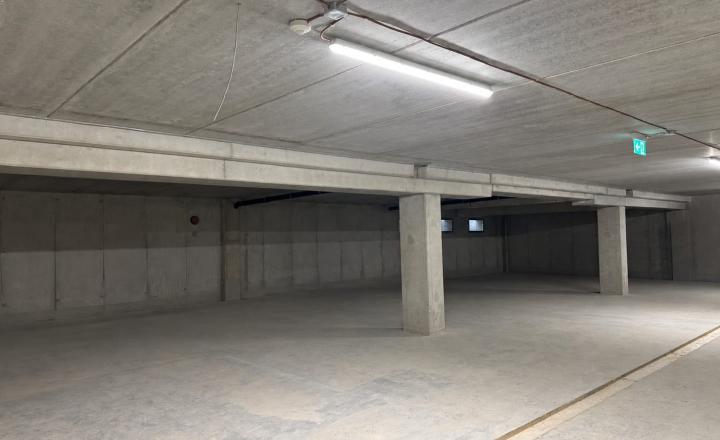 NOVOSTAVBA - NA PREDAJ 2-izbový apartmán s balkónom - fotografia 2