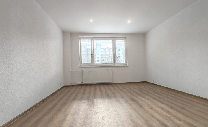 3-IZBOVÝ BYT PO KOMPLETNEJ REKONŠTRUKCII, KOŠICE - fotografia 1