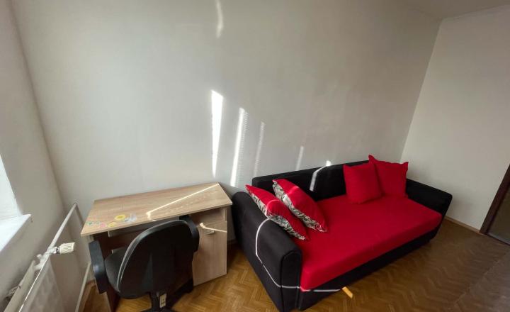 Prenájom 3 - izbového bytu v obci Nová Baňa - fotografia 10