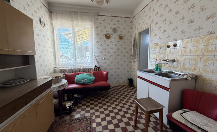 Rodinný dom v obci Forró , Maďarsko za 75000,-Eur -PREDAJ - fotografia 7