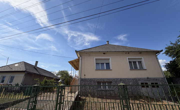 Rodinný dom v obci Forró , Maďarsko za 75000,-Eur -PREDAJ - fotografia 14