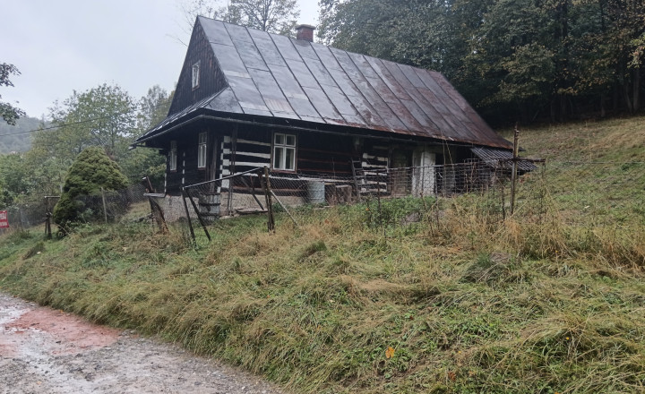 Predaj: Dom/Chalupa,1207m2, Zákopčie, okr: CA(183-12-PEMOa)