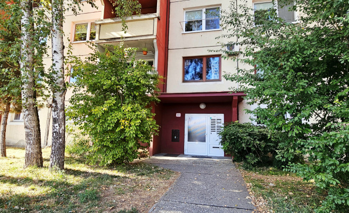 3-IZBOVÝ BYT S LODŽIOU V RIMAVSKEJ SOBOTE - NA PREDAJ - fotografia 19